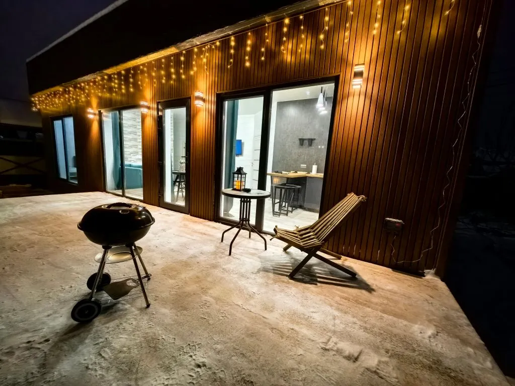 Фэмили Хаус