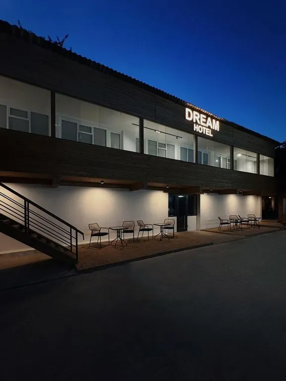Dream Hotel