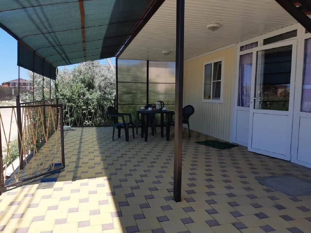 У моря на Столичной