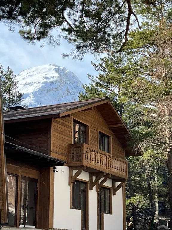 Alpine House Terskol