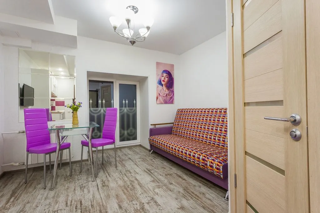 LeoHotels 4-ая Советская