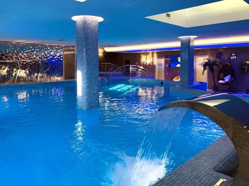 Family lab wellness & spa club