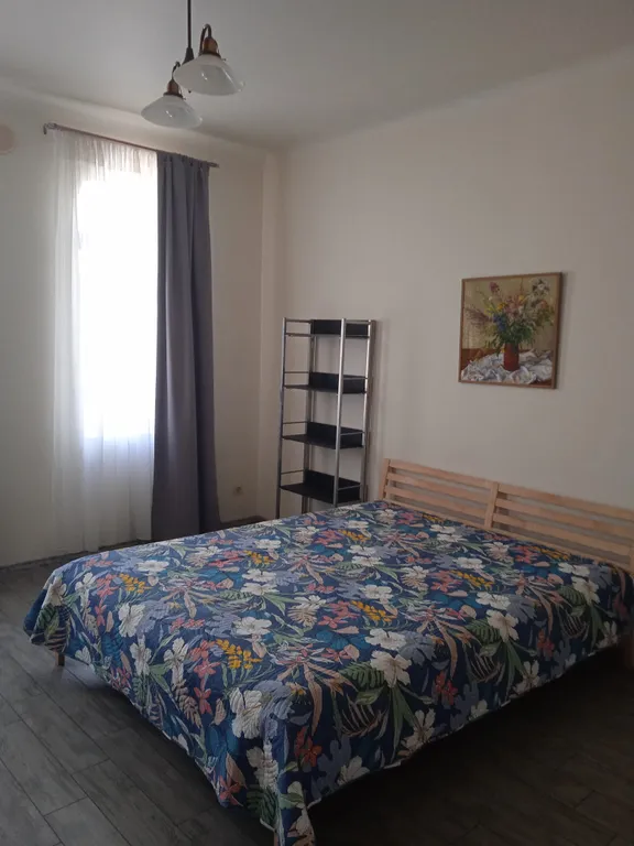 Квартира двухкомнатная на улице Кирова, 80 м², Сортавала — спальня, фото 3