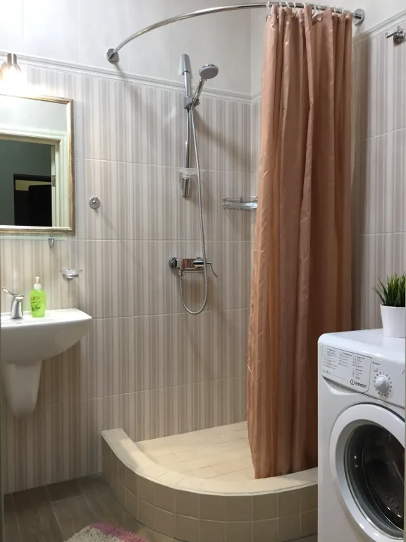 Апартаменты однокомнатные на улице Шевченко, 55 м², Геленджик — фото 11