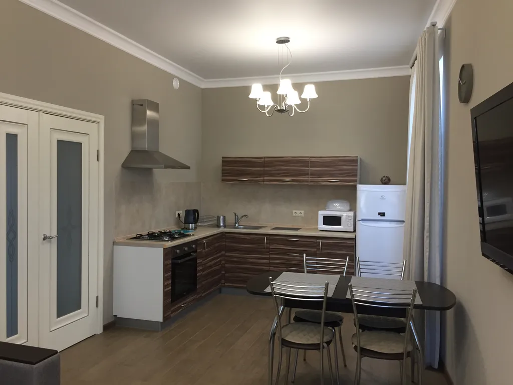Апартаменты однокомнатные на улице Шевченко, 55 м², Геленджик — фото 8
