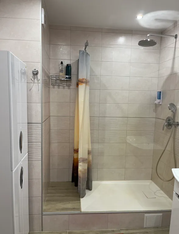 Апартаменты двухкомнатные на улице Большой Московской, 65 м², Великий Новгород — фото 13