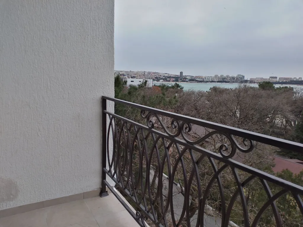 Квартира двухкомнатная на улице Мире, 45 м², Геленджик — фото 13