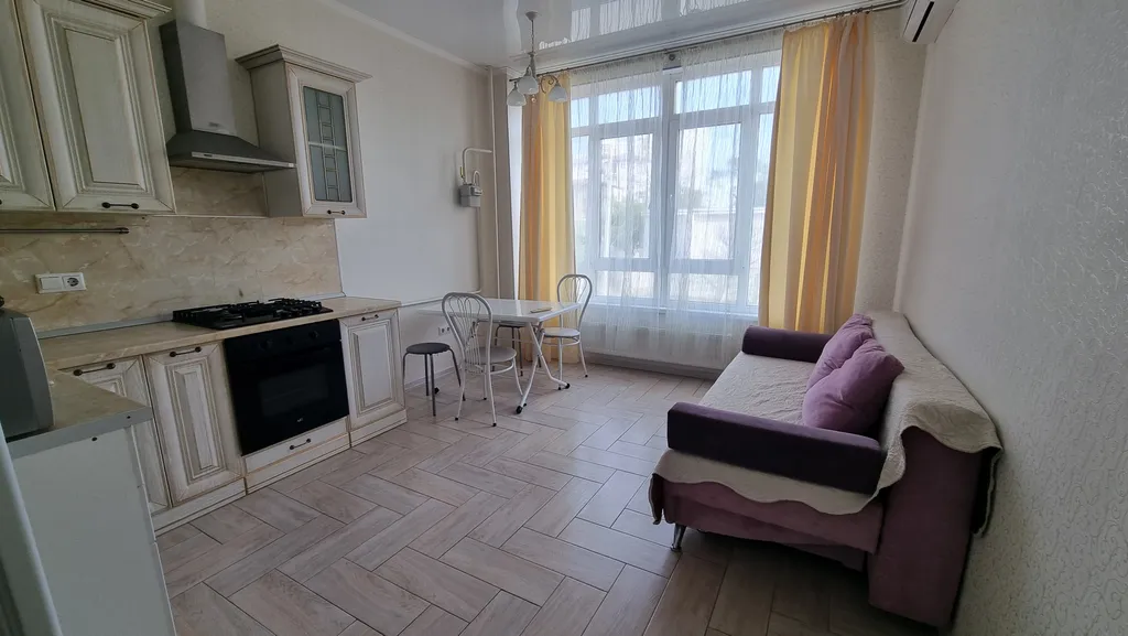 Квартира однокомнатная на улице Гоголи, 49 м², Геленджик — фото 7