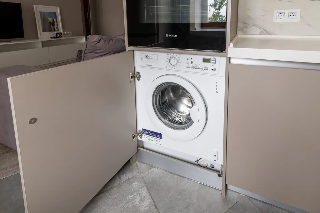 Апартаменты двухкомнатные в Ленинском, 65 м², Владивосток — фото 23
