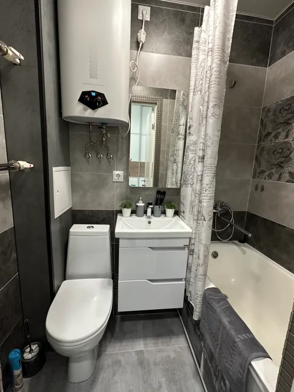 Квартира однокомнатная на проспекте Красного Знамени, 24 м², Владивосток — ванная комната