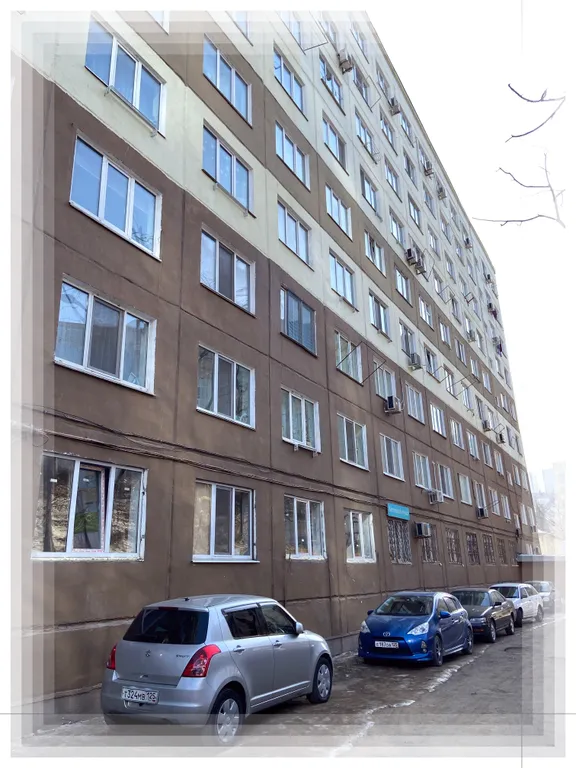 Квартира однокомнатная на проспекте Красного Знамени, 24 м², Владивосток — двор