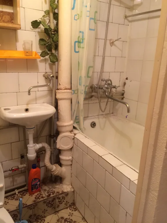 Квартира двухкомнатная на улице Берёзовской, 40 м², Кисловодск — ванная комната, фото 2