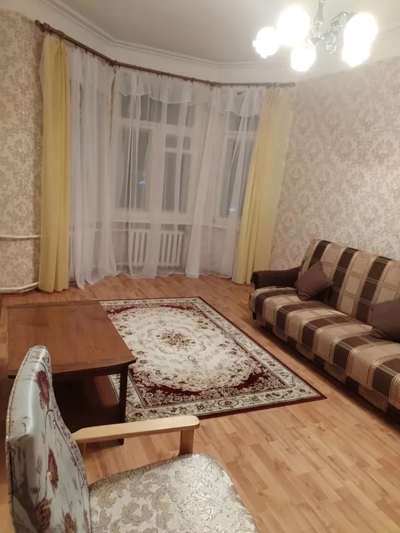 Апартаменты двухкомнатные на проспекте Октябрьском, 70 м², Псков — фото 21