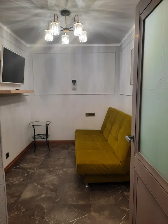 Квартира двухкомнатная на улице Еськова, 50 м², Кисловодск — спальня, фото 3