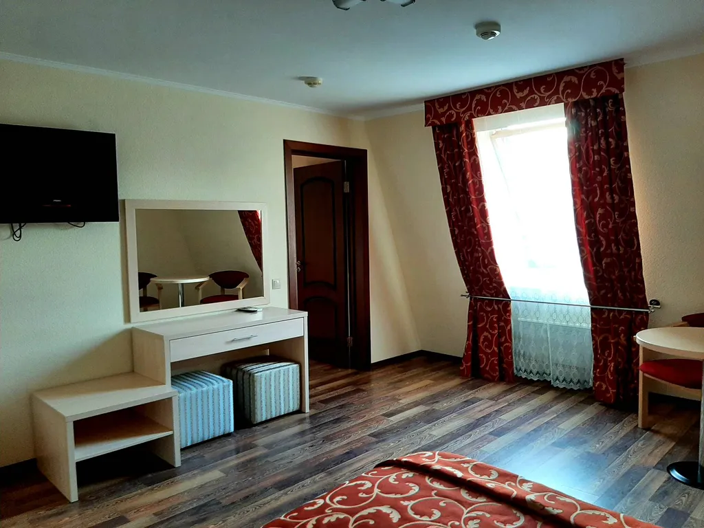 Четырёхместный номер люкс