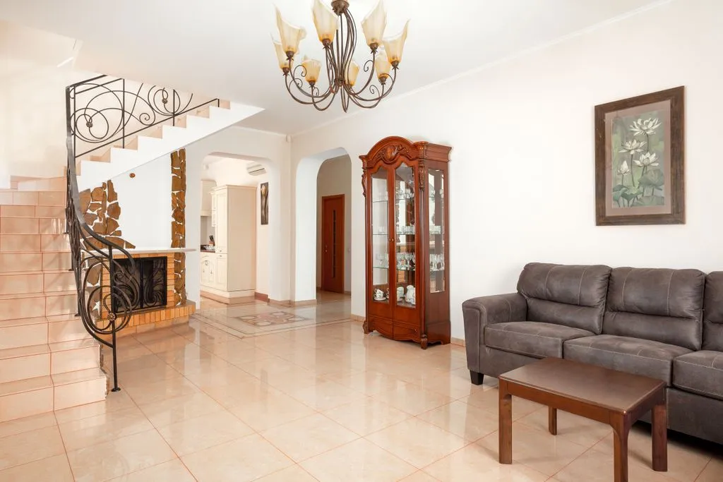 Дом коттедж