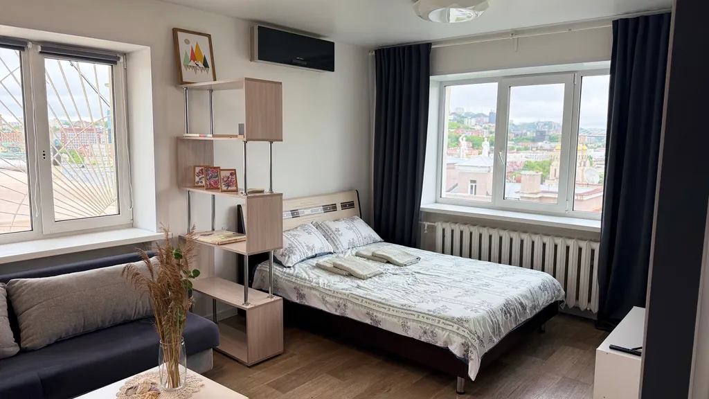 Квартира однокомнатная в Фрунзенском, 31 м², Владивосток — спальня, фото 2