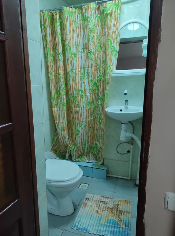 Уютный дворик — Спендиарова, 21 А, фото 3 из 5