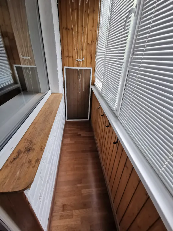 Квартира двухкомнатная на улице Юбилейной, 52 м², Псков — фото 12