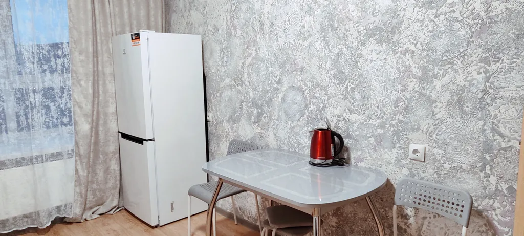 Квартира однокомнатная в Чкаловском, 45 м², Екатеринбург — фото 3