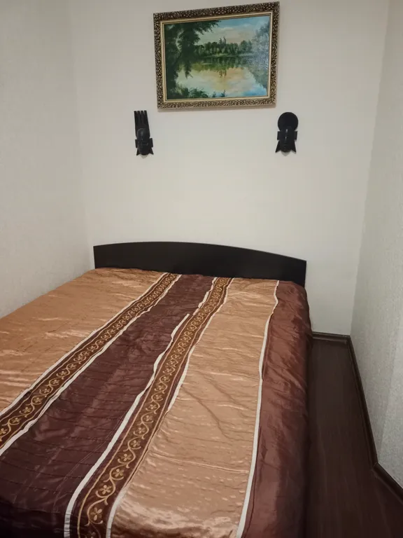 Квартира однокомнатная в Чкаловском, 38 м², Екатеринбург — спальня, фото 3
