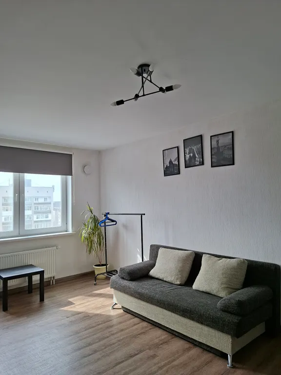 Квартира однокомнатная на проспекте Успенском, 38 м², Верхняя Пышма — спальня, фото 3