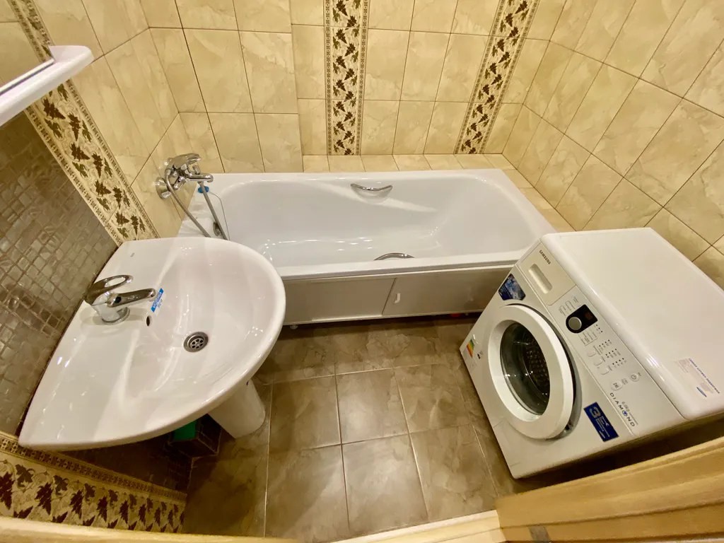 Квартира трёхкомнатная на улице Малиновского, 74 м², Ростов-на-Дону — фото 13