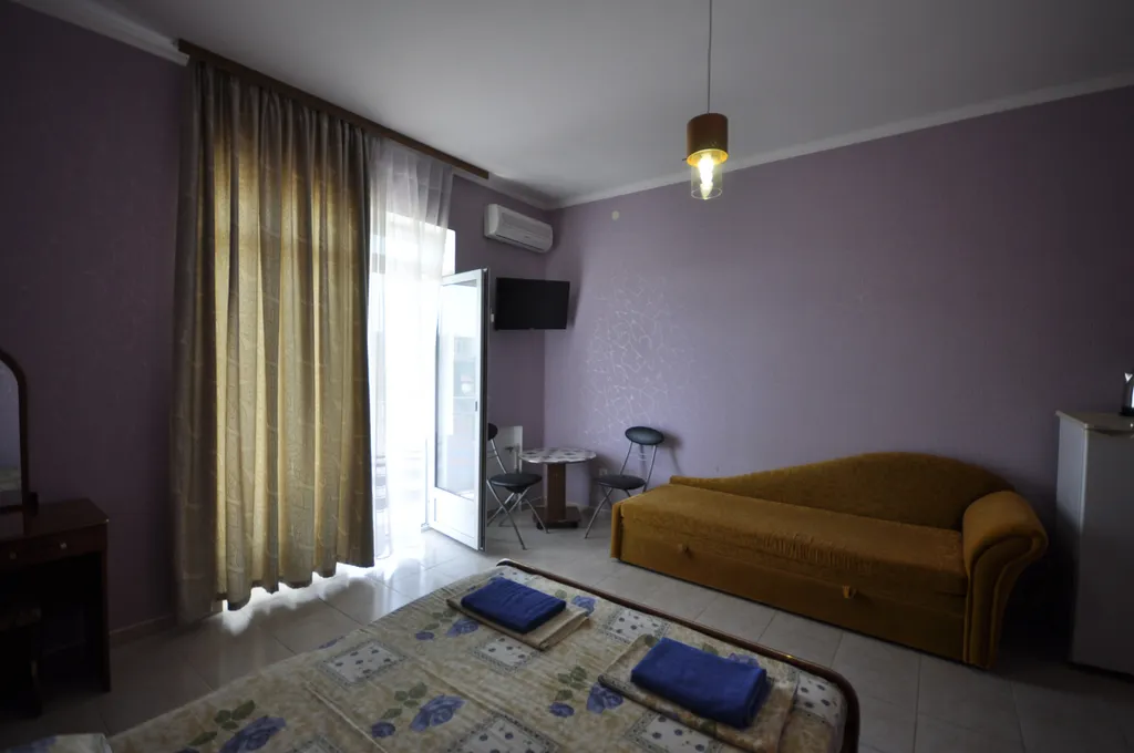 Стандартный номер 35 с балконом — Астра, фото 1 из 5