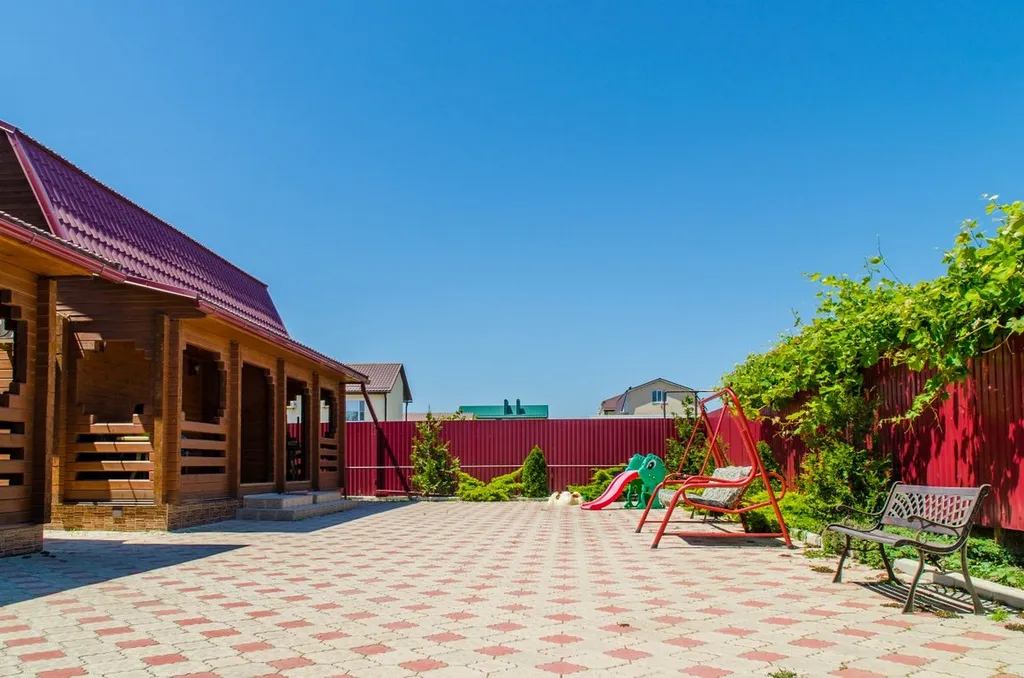 Дом Апартаменты в деревянном домике