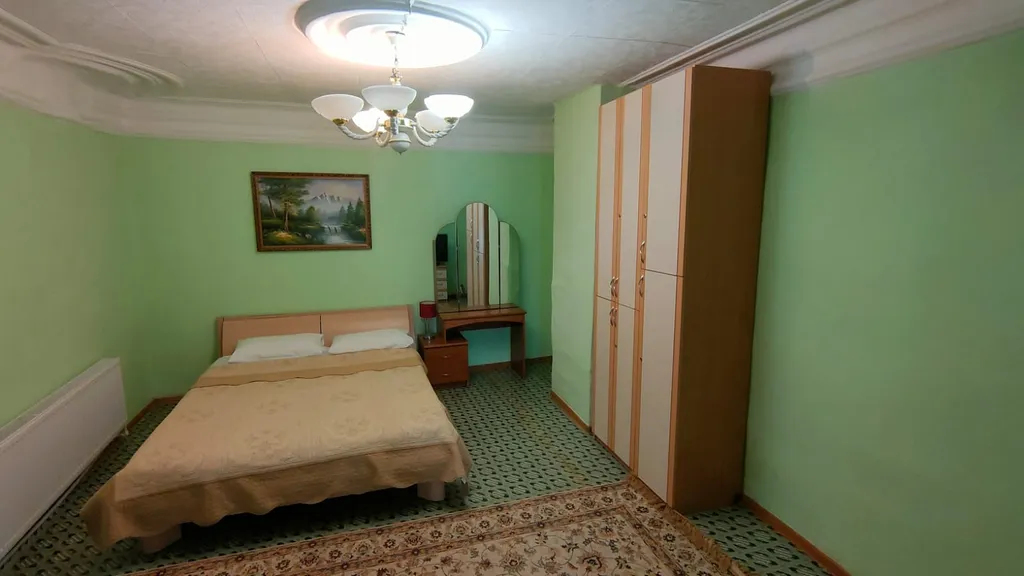 Квартира однокомнатная на улице Университетской, 40 м², Пятигорск — спальня, фото 5
