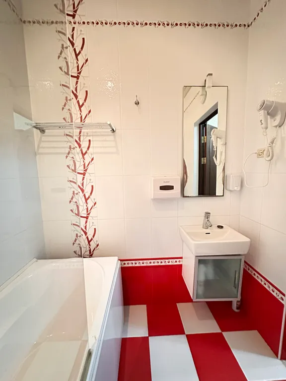 Дом 10-местный, 350 м², Махачкала — фото 17