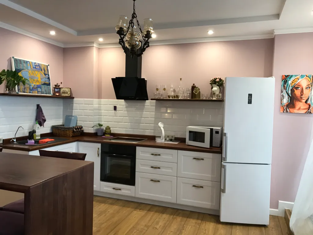 Студия однокомнатная в Волжском, 50 м², Саратов — кухня, фото 2
