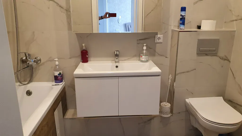 Апартаменты двухкомнатные на улице Экспериментальной, 46 м², Рассвет — ванная комната