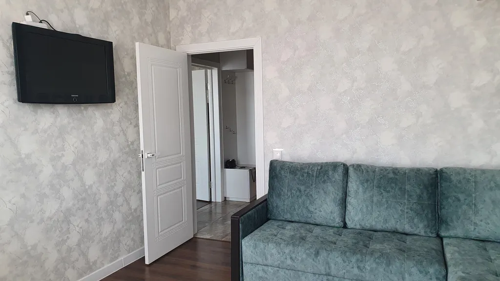 Апартаменты двухкомнатные на улице Экспериментальной, 46 м², Рассвет — спальня, фото 4