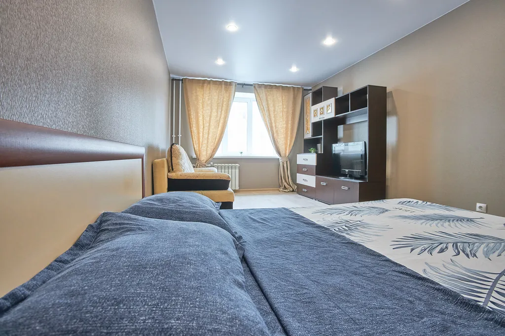 Квартира однокомнатная у метро Гагаринская, 44 м², Самара — спальня, фото 4
