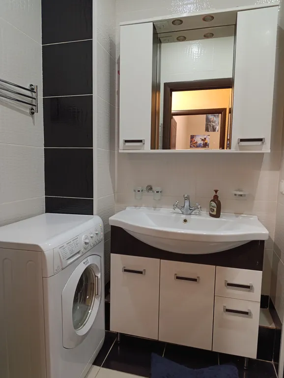 Квартира двухкомнатная в Нахимовском, 55 м², Севастополь — фото 15