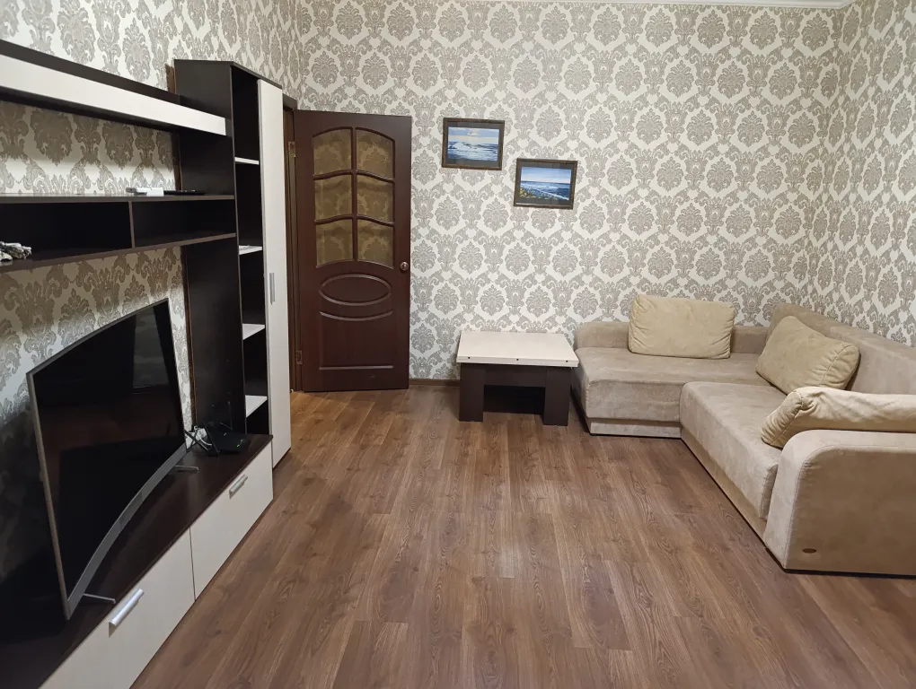 Квартира двухкомнатная в Нахимовском, 55 м², Севастополь — фото 9