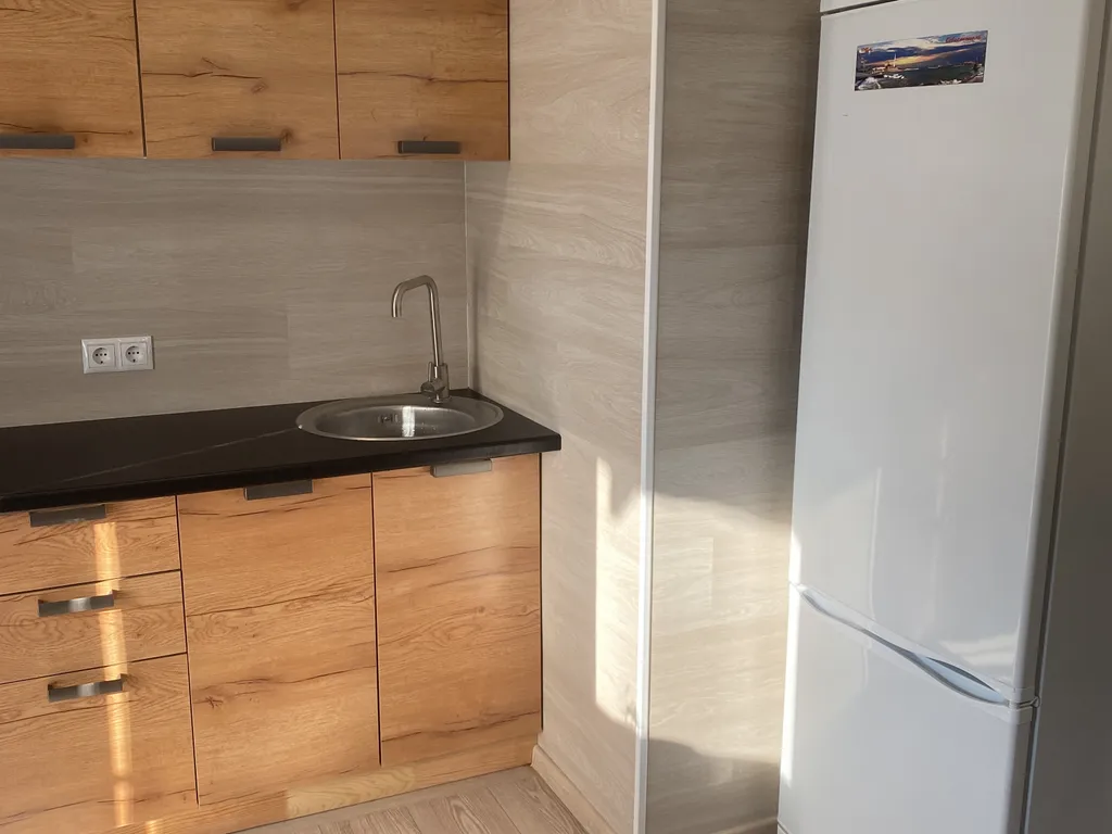 Квартира трёхкомнатная в Ленинском, 56 м², Севастополь — фото 12