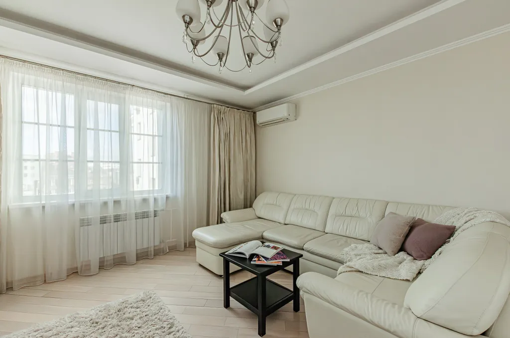 Квартира трёхкомнатная у Площади Габдуллы Тукая, в Вахитовском, 106 м², Казань — спальня, фото 13