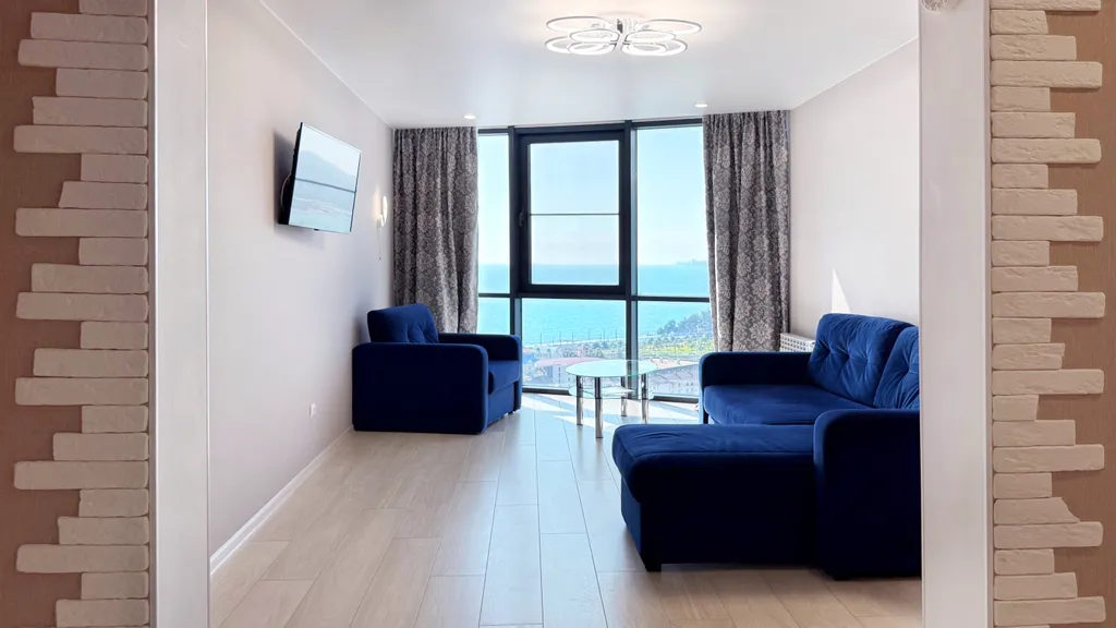 Квартира двухкомнатная на улице Ленина, 60 м², Адлер — фото 11