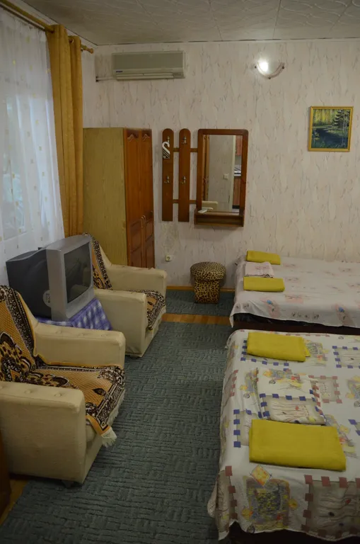 Дом деревенский двухкомнатный