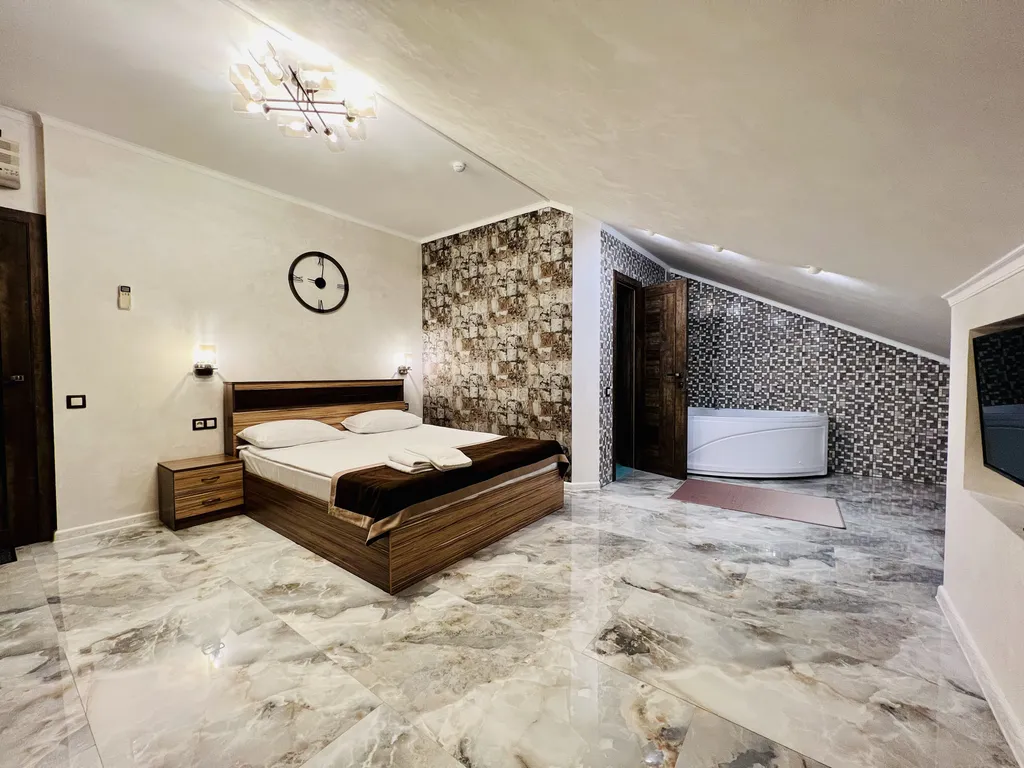 Двухместный номер с 1 кроватью люкс с джакузи