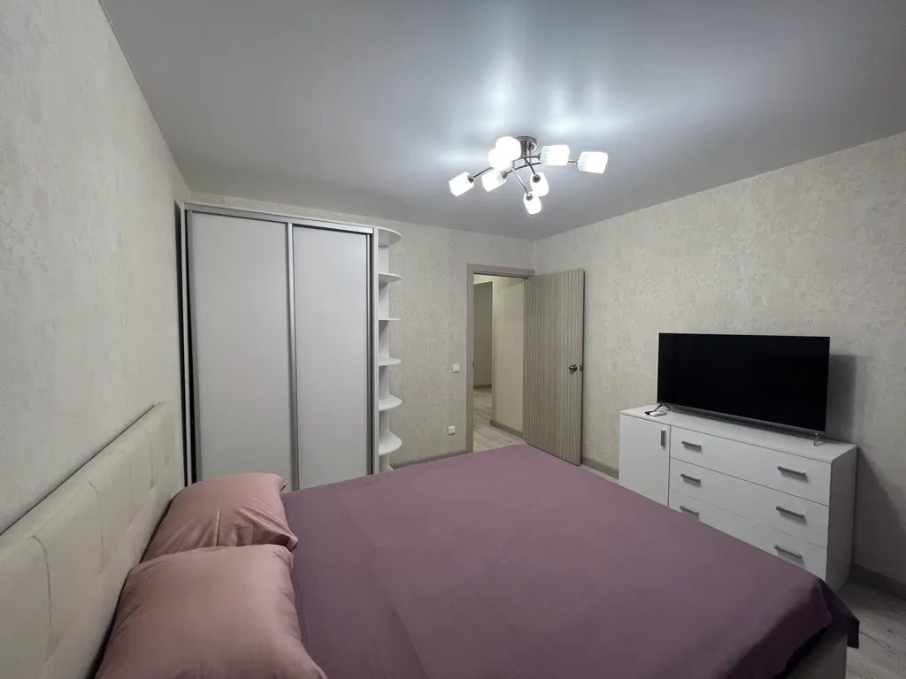 Квартира трёхкомнатная на улице Ленина, 72 м², Анапа — фото 10