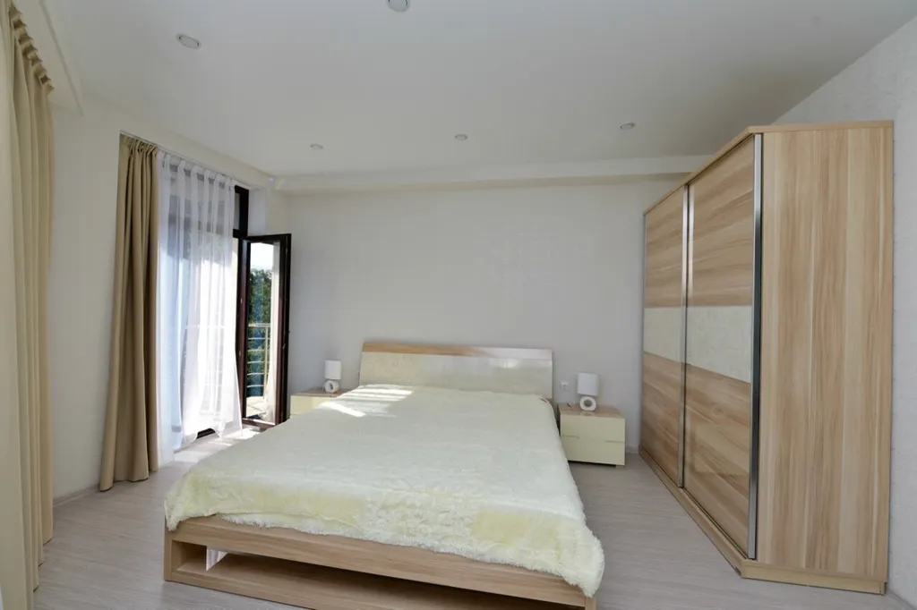 Квартира однокомнатная на улице Туристской, 50 м², Ялта — фото 3