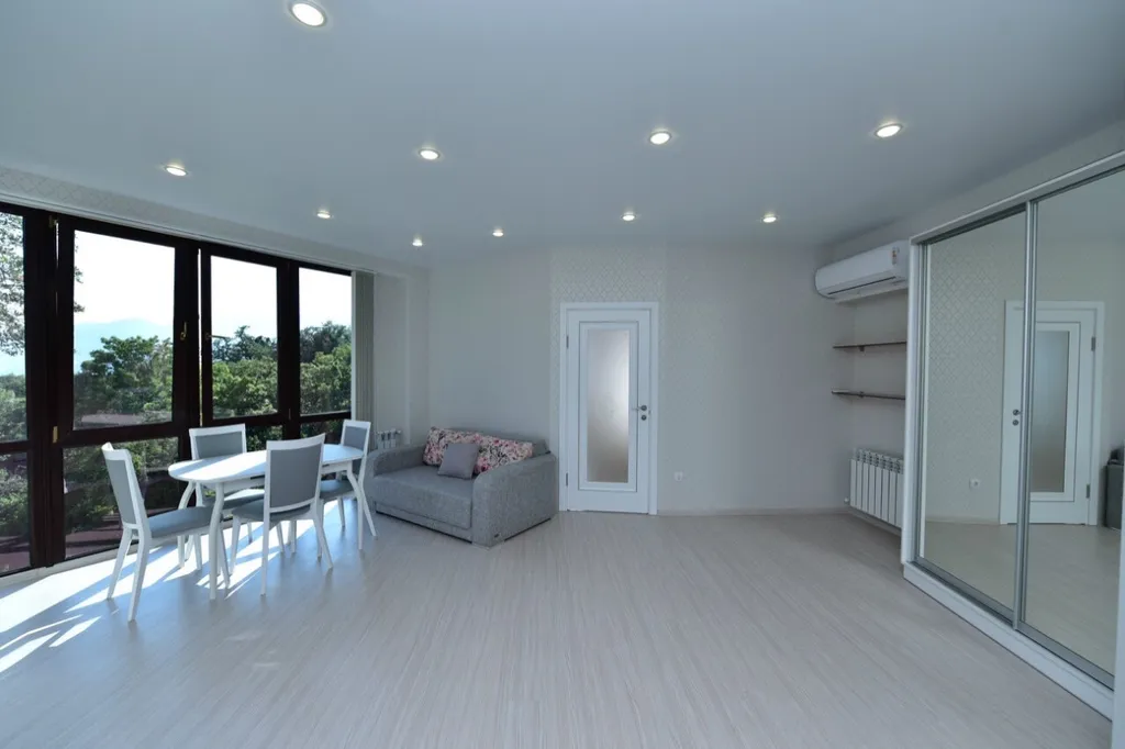 Квартира однокомнатная на улице Туристской, 50 м², Ялта — фото 6