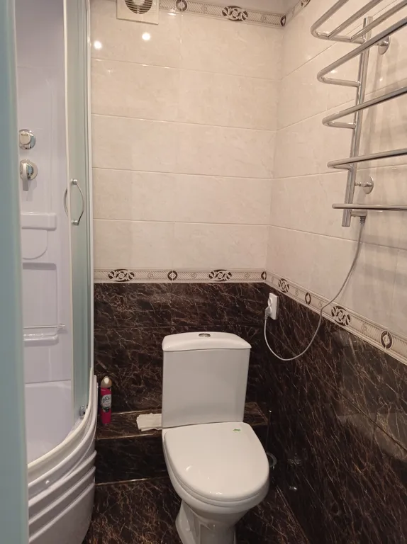 Квартира однокомнатная на улице Новороссийской, 40 м², Пятигорск — ванная комната