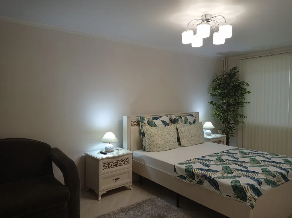 Квартира однокомнатная на улице Новороссийской, 40 м², Пятигорск — спальня, фото 4