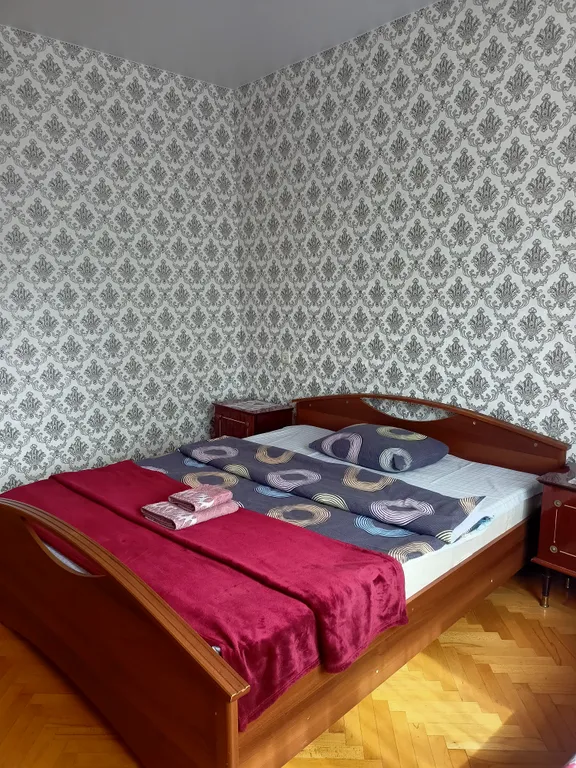 Квартира однокомнатная на улице Козлова, 50 м², Пятигорск — спальня, фото 4