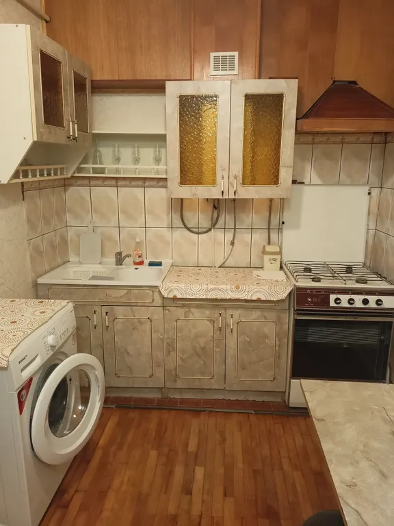 Квартира однокомнатная на улице Козлова, 50 м², Пятигорск — кухня, фото 3