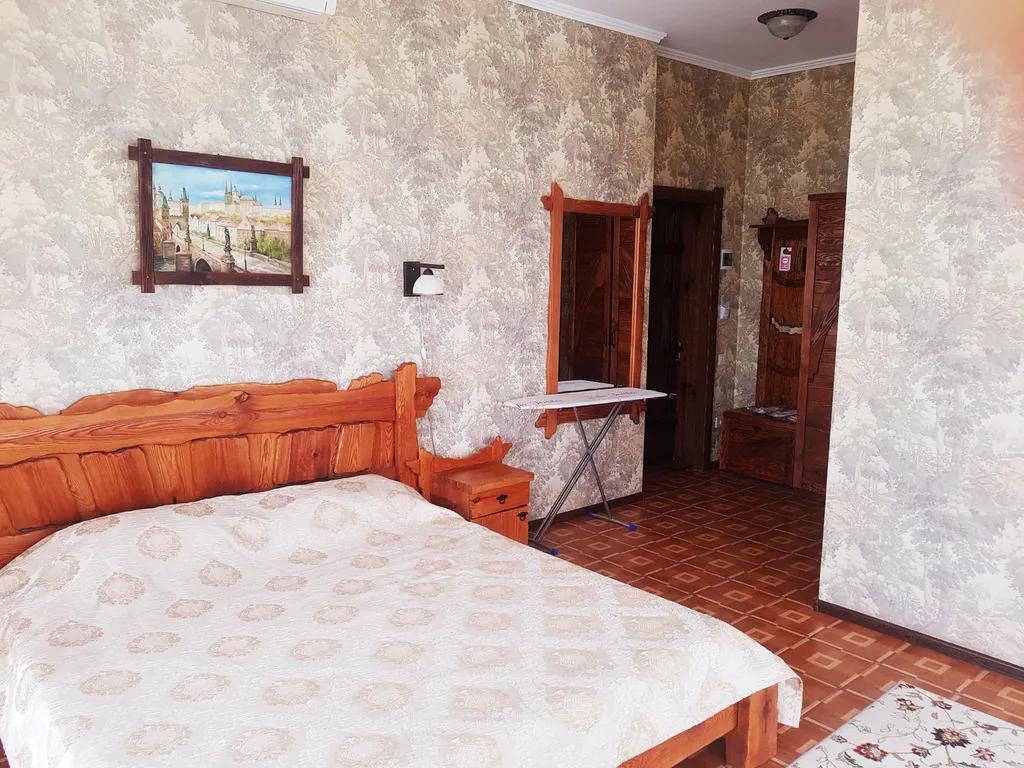 Двухместный номер с 1 кроватью джуниор сюит юг — Прага, фото 1 из 5